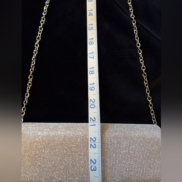 NWOT Hologram Pink Formal Clutch Purse - Picture 6 of 9